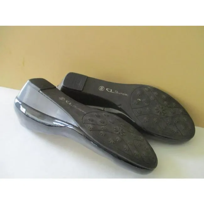Cl By Laundry Black Marciapatent Round Toe Slip On Wedges Size Us
