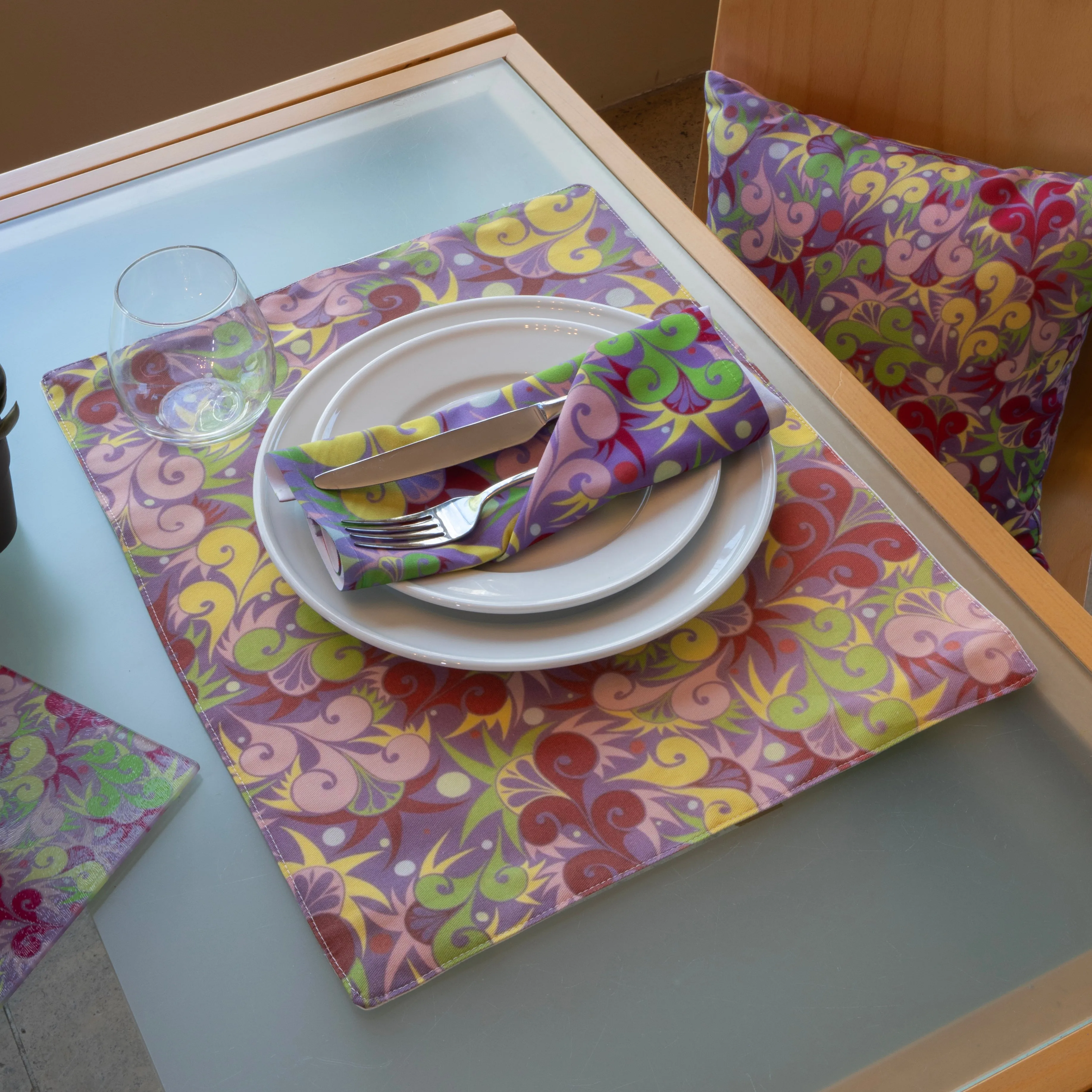 Floral Dynamic Placemat