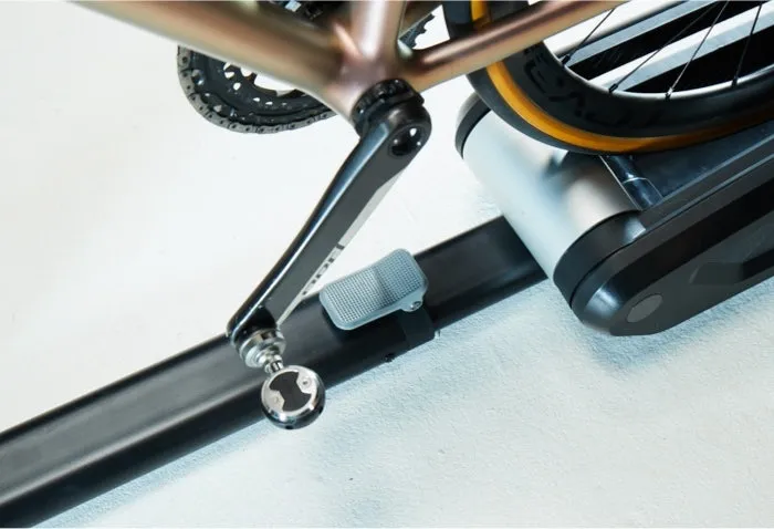 KICKR ROLLR SMART BIKE ROLLER