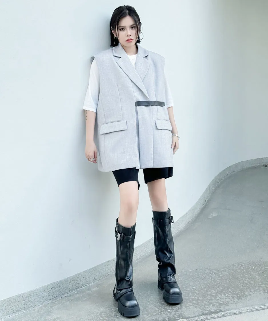 Minimal Structure Vest