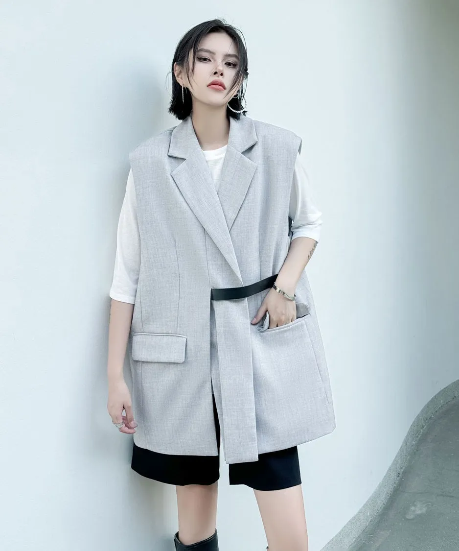 Minimal Structure Vest
