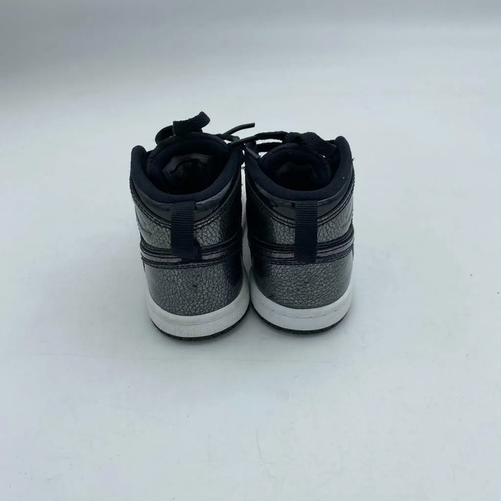 Nike Air Jordan 1 Retro Mid Black 705304-017 Size 7c