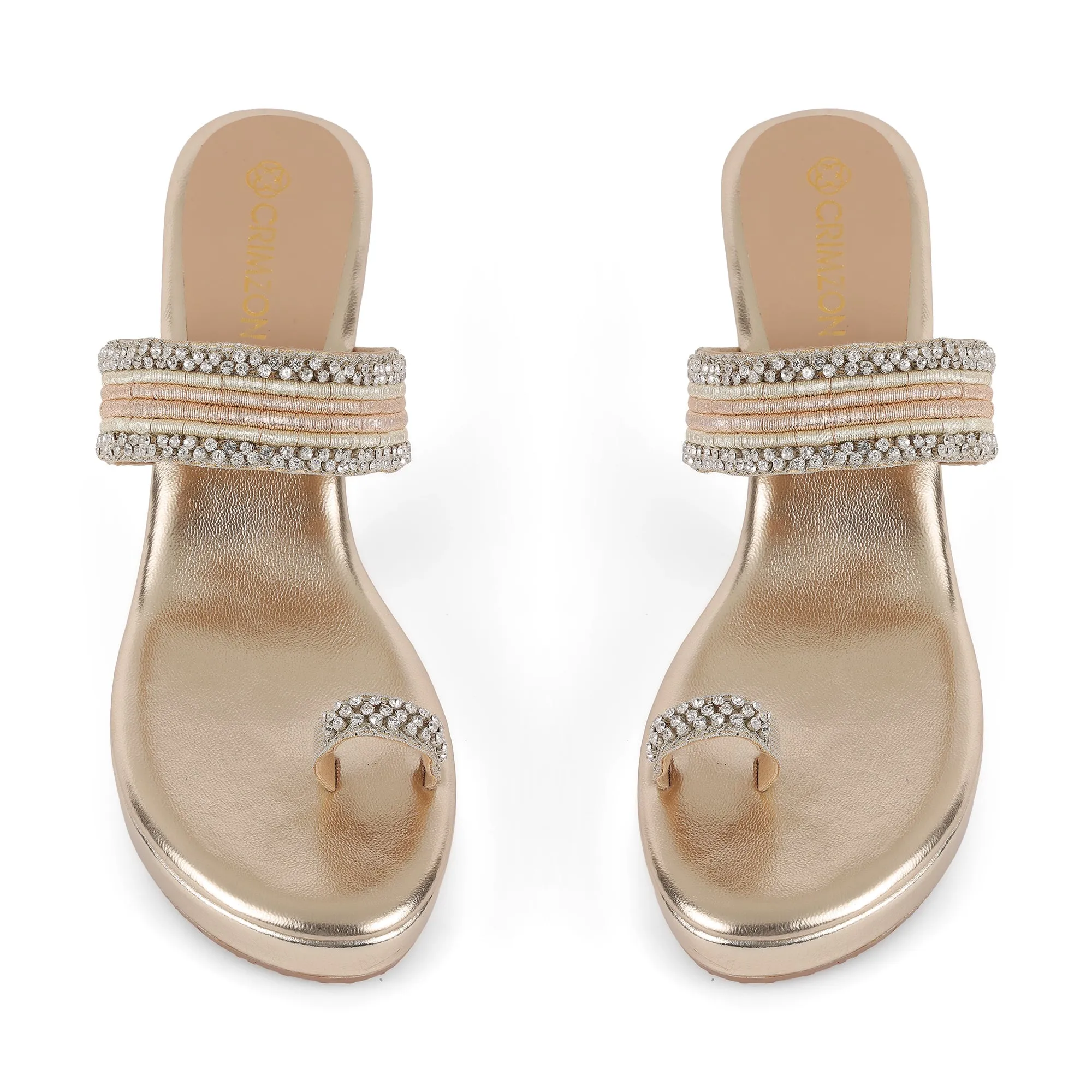 SUNIYA- GOLD KOLHAPURIS